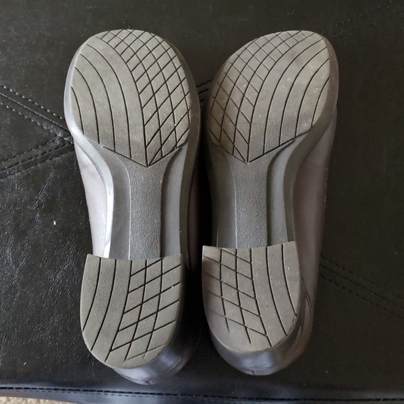 Women's brown shoes - Picture 3 of 5